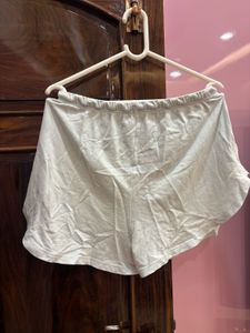 Pair of 2 Forever 21 Hot Shorts