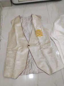 Men's Ethnic Kurta Set with Jacket