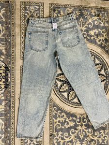 ASOS DESIGN Lightly Washed Baggy Jeans
