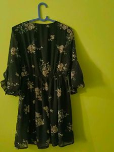 Chic Floral Print Dress