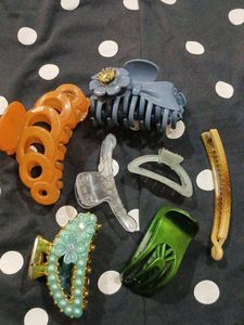 Lot of 7 Hair Claw Clips