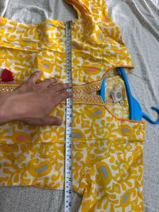 (With Tag)Yellow Block Print Kurta &amp; Pant