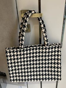Houndstooth Pattern Handbag