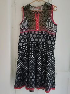 Beautiful Blank And White Anarkali Kurta