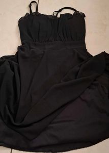 Chic Black Ruffle Strap Dress with Good condition