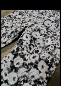Floral Print Skinny Pants