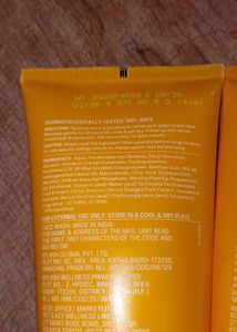 Dot &amp; Key Vitamin C E Gel Face Wash