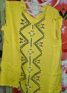 Stylish Navy &amp; Yellow Kurta Set
