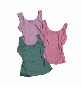 3x Tank Tops