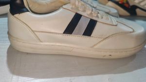 Highlander Sneakers For Men . Like New