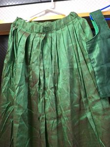 Green Silk Lehenga Choli Set💚💚