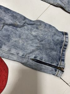 Distressed Blue Wash Jeans