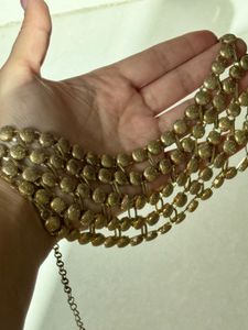 Vintage Y2K Gold neclace.. Light weight
