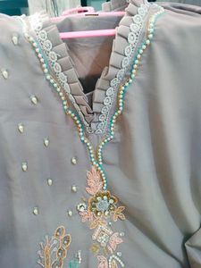 Pakistani Suit Very Beautiful.. Totally New ❤️❤️