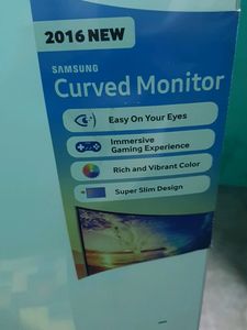 Samsung Monitor Curved 27 Inch
