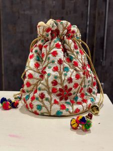 Designer Embroidered Potli Bag – Ivory Multicolour