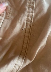 Adjustable drawstring beige cargo pant