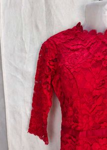 Elegant Red Lace Fishtail Dress