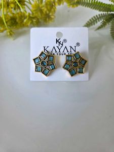Kayan Star Stud Earrings