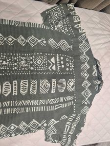 Stylish Men's Printed Short Sleeve Shirt