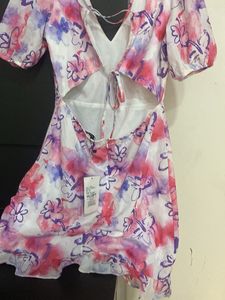 V-Neck Floral Puff Sleeve Mini Dress