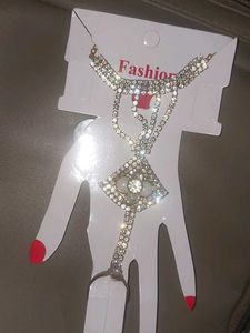 Sparkling Rhinestone Hand Bracelet