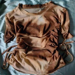 being and olive Tie-Dye Ruched Top