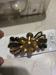 Stylish Hair Clip with Rhinestones