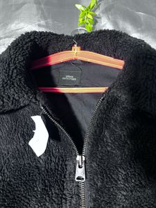 urban outfitters Cozy Black Fleece Jacket