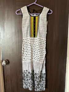 Printed Black and White Designer Ladies Dress Top