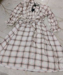 SALE:Cute Plaid Tie-Front Dress