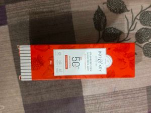Dot &amp; Key Strawberry Dew Sunscreen Mist SPF 50+