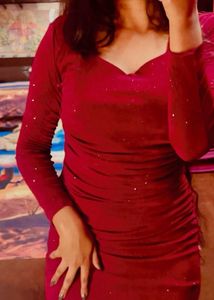 Elegant Burgundy Ruched Midi Dress