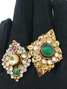 Ethnic kundan fingerings