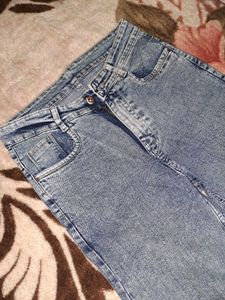 Light Wash Wide Leg Jeans