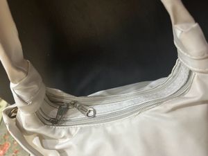 white Shoulder Bag