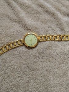 Elegant Gold Tone Women's Watch