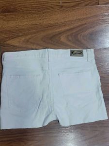 Zara White Denim Zipper Pocket Shorts