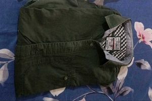 Green cotton shirt
