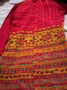 Vibrant Print Kurta size m