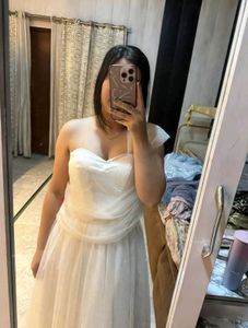 Elegant White Tulle Midi Dress