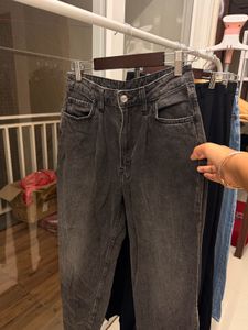 vintage style charcoal black mom jeans