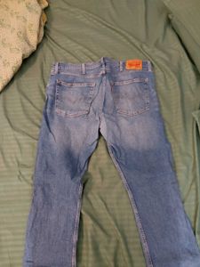 LEVIS Classic Blue Denim Jeans