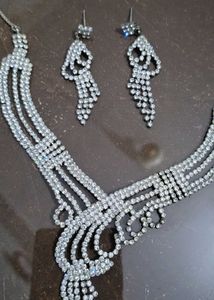 Rhinestone Necklace &amp; Earring Set