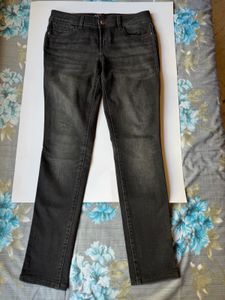 Stylish Dark Wash Straight Leg Jeans