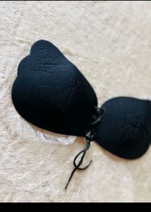 Adhesive bra