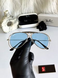 Ray-Ban Aviator Sunglasses -