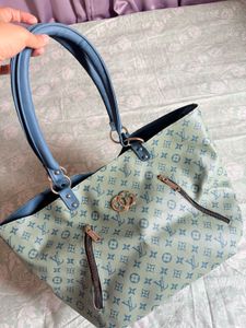 Stylish Tote Bag