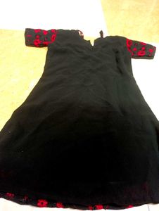Black Red Floral Embroidered Kurta