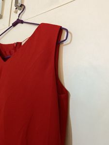 Classic Red Sleeveless Maxi Dress